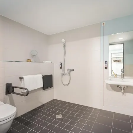 - The Niu, Seven Ost By Ihg Hotel 3*