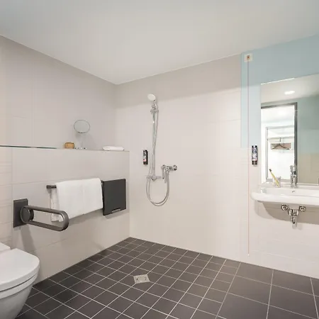 - The Niu, Seven Ost By Ihg Hotell Düsseldorf