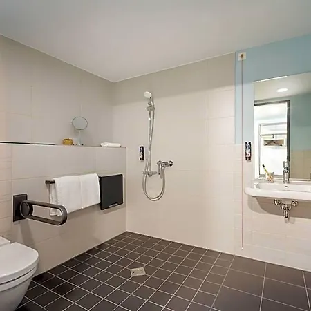 - The Niu, Seven Ost By Ihg 3* Düsseldorf