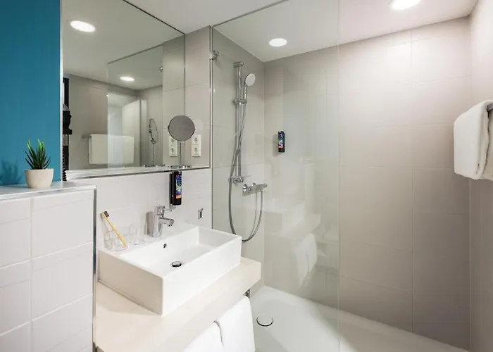 - The Niu, Seven Ost By Ihg Hotel 3*